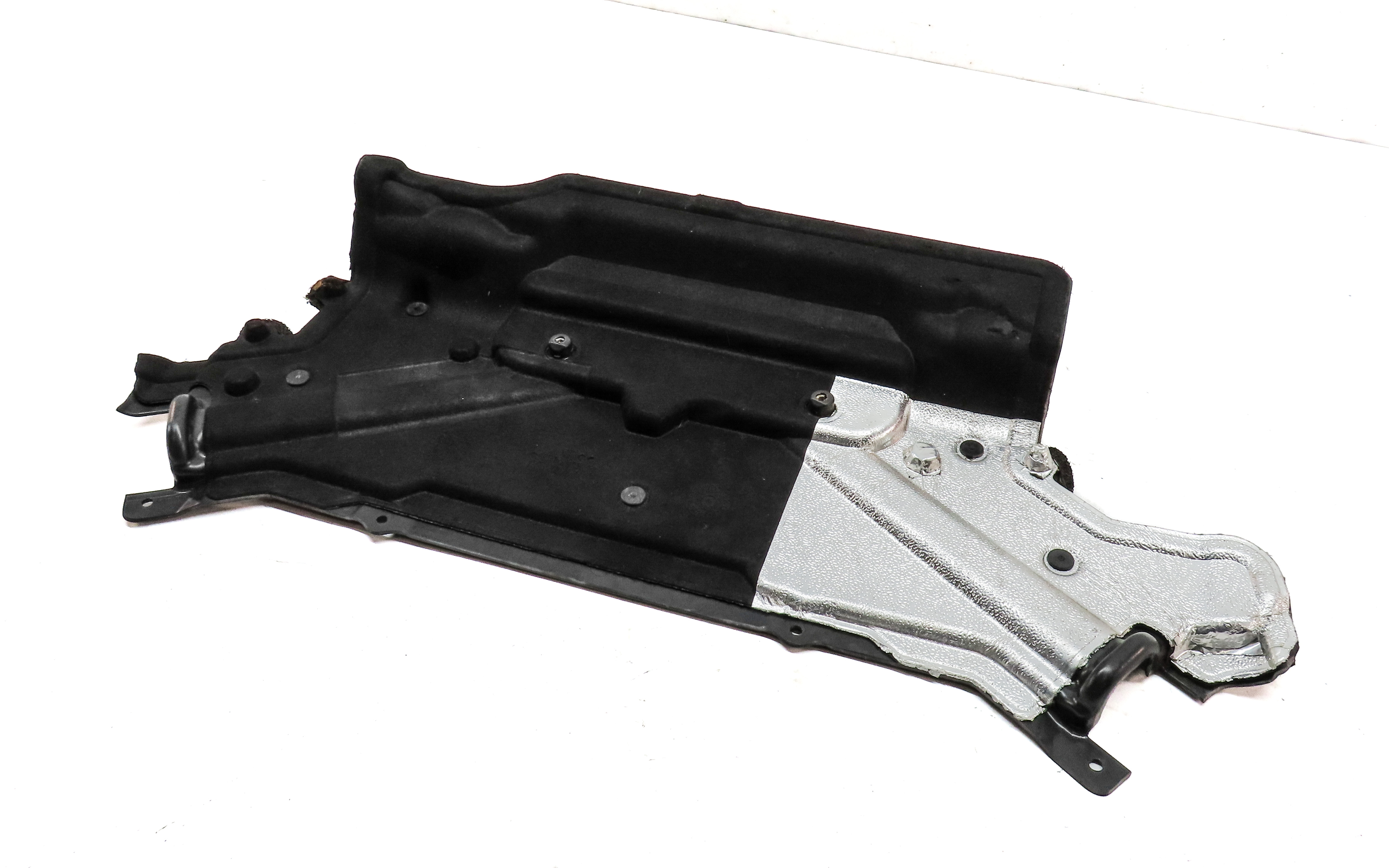 2017 LAND ROVER DISCOVERY (L462) FRONT HOOD BONNET HEAT SOUND INSULATION PANEL — exact item pictured